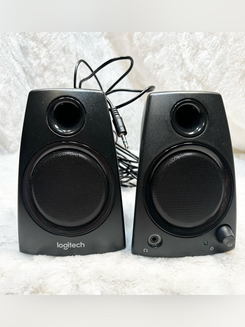 Logitech Z130 Wired Computer Speakers Headphone Jack PC MAC IPOD 3mm Jack TESTED